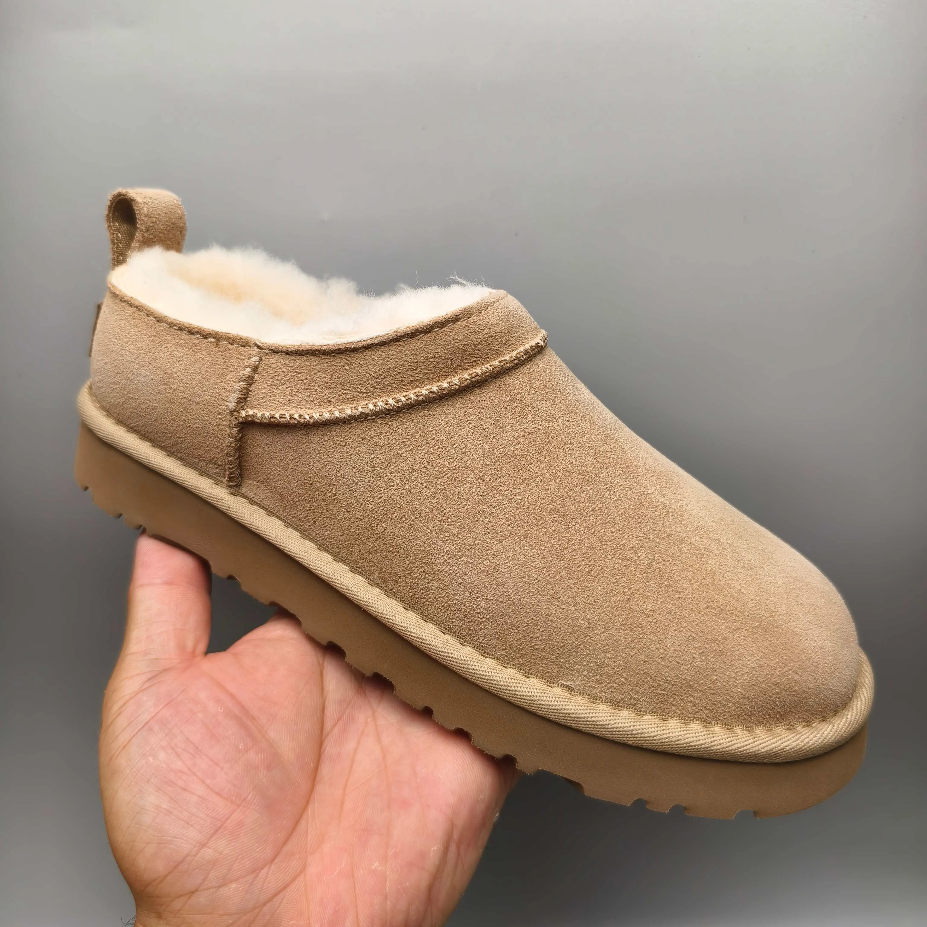 💰420 UGG sheepskin all-in-one snow boots 3891 one-legged classic women's shoes. Color: maroon, black, sand, twilight pink, chocolate. Matching sizes: 35-41